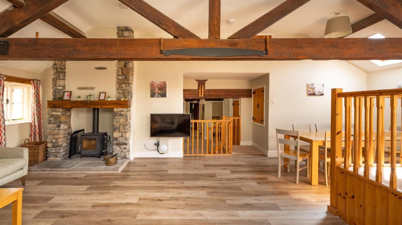 Lords Leap Villa Rusland ภายนอก รูปภาพ