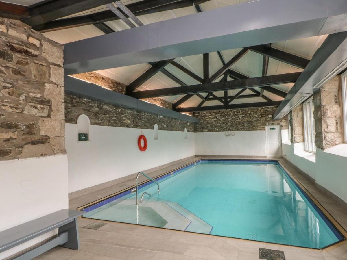 Lords Leap Villa Rusland ภายนอก รูปภาพ
